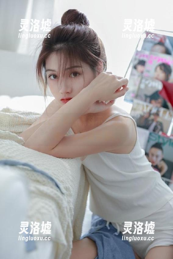 17c苹果版黑料不断更新，像是在看一场超现实剧。
