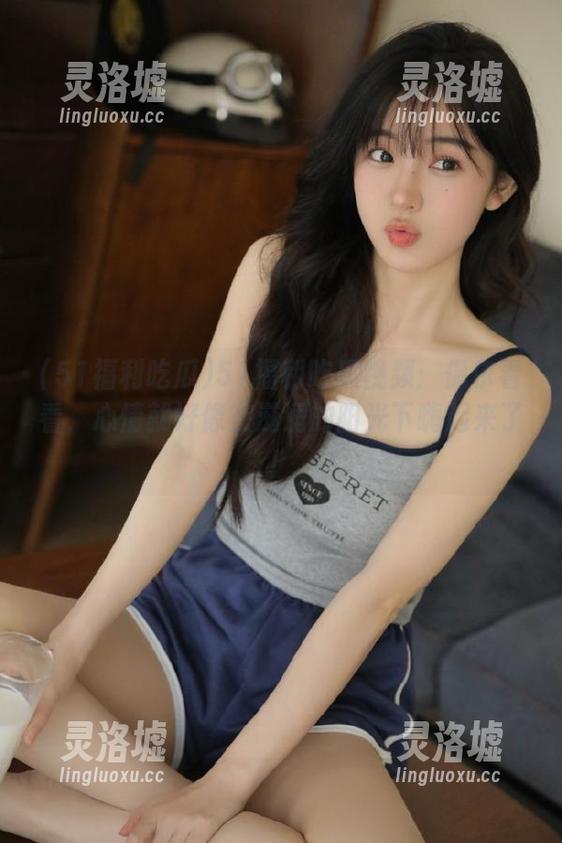 51福利吃瓜视频：偶尔看看，心情就好像在滋润的阳光下嗨起来了！