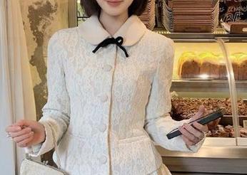 只需下载“91吃瓜中心”，瓜都能锁定最火的，让你天天都能吃到新鲜的！