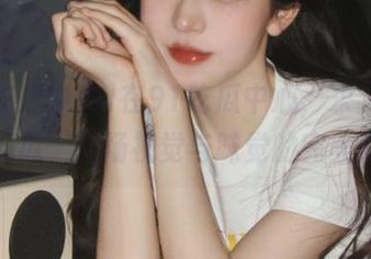在91吃瓜中心，永久上演最火的瓜，一场视觉与味觉的完美交集！