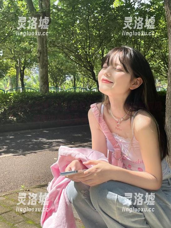 从白到黑只需三秒！98吃瓜网视频中的意外转折太real了…