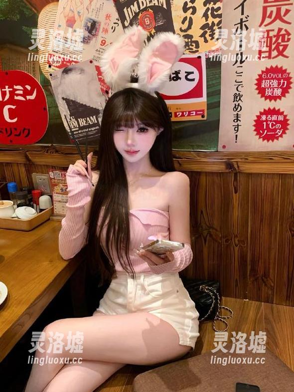 苹果版的998.su果然是个好东西，看来吃瓜的画风应该可以换个更有趣的了～