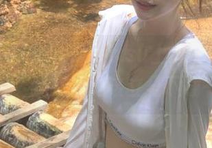 在heiliao.su上，让黑料正能量炸裂，我是不是该立马下载一发？