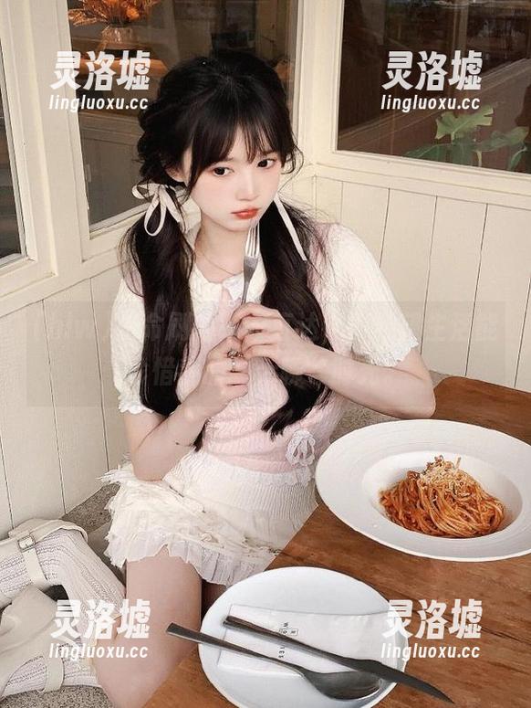 拼命刷新hlw直达，多希望生活能珍惜我的“无聊”时光。
