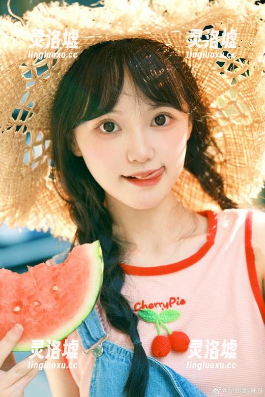 登录www.51cgfun.cn后的第一感受：八卦真的是无处不在，简直乏味都成常态了！