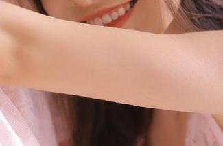 别小看zztt21里的资源，它背后隐藏了一些微妙的引力关系，令人思绪纷飞。