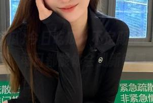 今日吃瓜，不定期推出各类资源，每日都能体会到新鲜感。