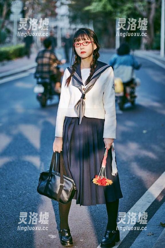 吃瓜直播首页：一眼看上去，内容比我昨天的午饭还要干！