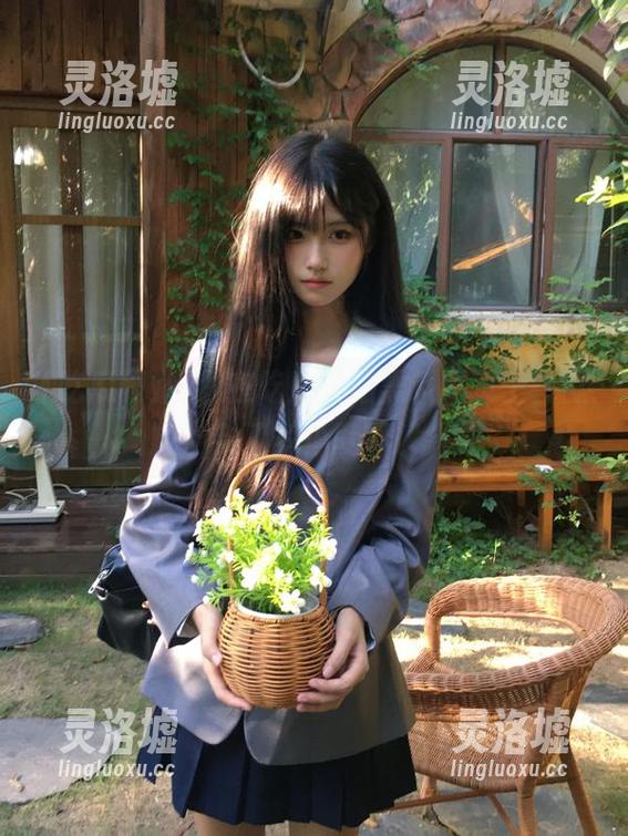 我在吃瓜网站黑料网页上，默默学会了多角度理解八卦