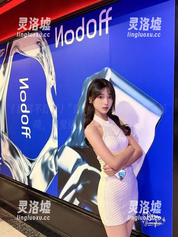 “黑料不打样苹果版”，啧啧，我觉得这又是一出好戏！