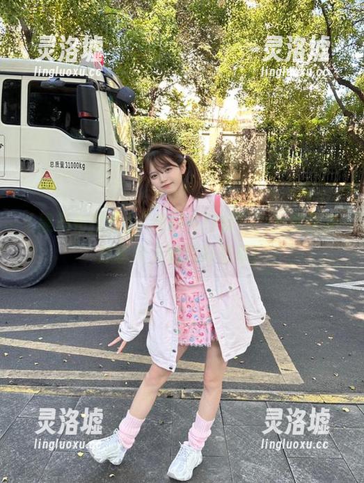 “黑料布打烊”，大家快来分享今天的八卦清单！