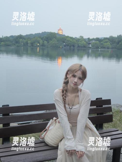黑料正能量hl，直达的快感：每篇都想一口气看完波澜壮阔。
