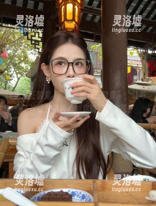 下载“黑料正能量”，让每一次链接直接点燃你的好奇火花！