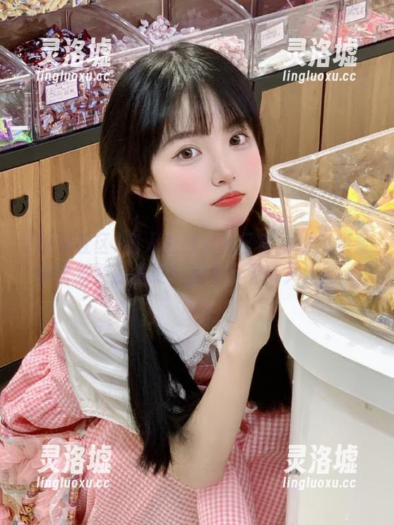 黑料社区 有人把黑料社区官网的视频看得比爱情还重要,我表示无奈又认同。