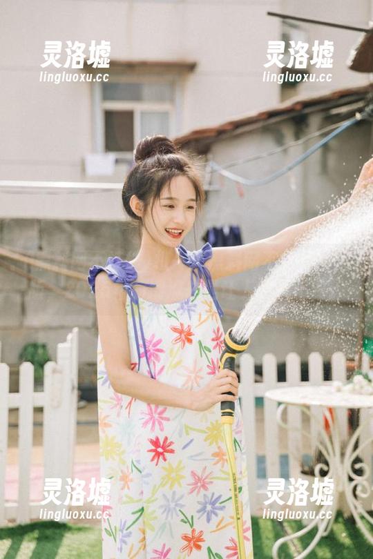 扒一扒黑料网不打烊苹果版，2025年的潮流总是让人意想不到。